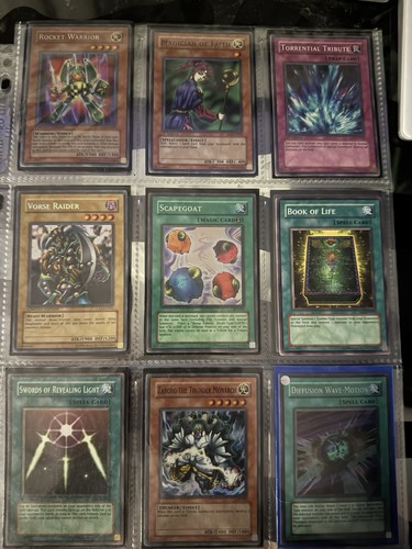Assorted oh cards - yu-gi-oh,